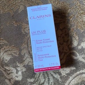 Clarins tinted sunscreen in Medium